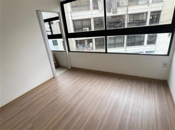 VENTA TRES CRUCES MONOAMBIENTE AMPLIO DIVIDIDO CON RENTA