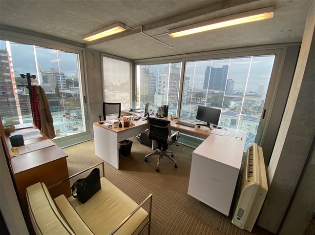 Venta de oficina en Punta Carretas - foto 2