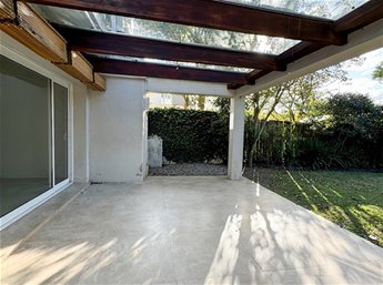 Venta Casa 4 Dormitorios y Servicio San Nicolas - foto 5