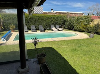 VENTA DE CASA 3 DORMITORIOS EN MALVIN SUR CON GRAN TERRENO