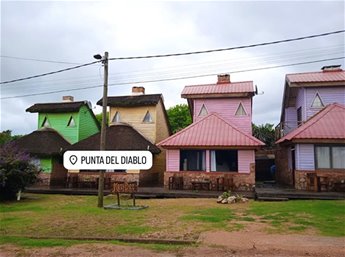 4 CASAS EN VENTA PUNTA DEL DIABLO