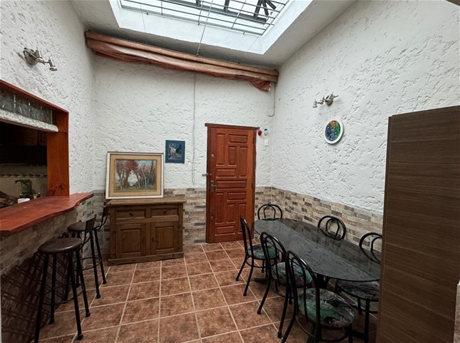 Apartamento 1 dormitorio con patio y parrillero