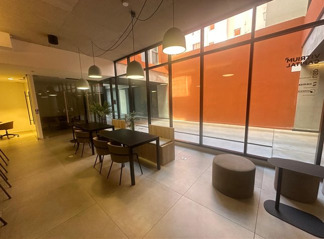 CENTRO Venta muy buen Local comercial a estrenar, buena ubicación al frente, cerca de todos los servicios, AMENITIES: Barbacoa con Parrillero,  Beneficios fiscales Ley de vivienda promovida - foto 4
