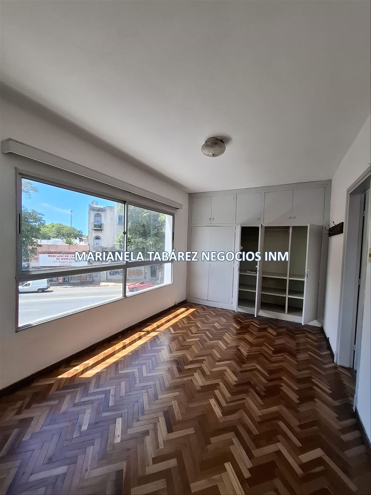 Apartamento 1 dorm. a pasos de Gral. Flores - Jacinto Vera · Foto 1