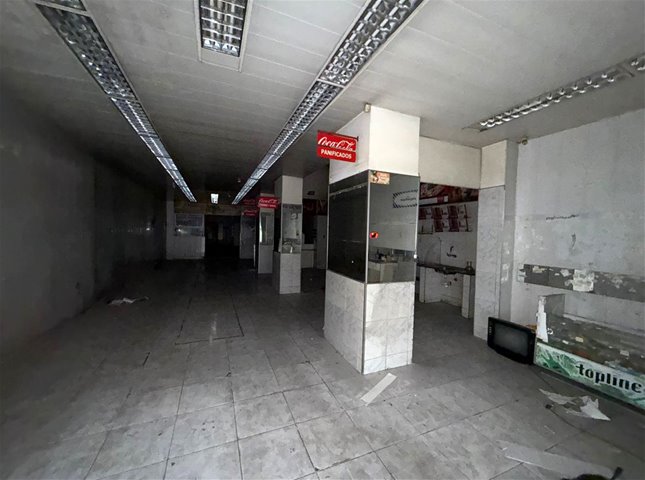 Venta local comercial en Prado sobre Agraciada y Tapes - foto 2