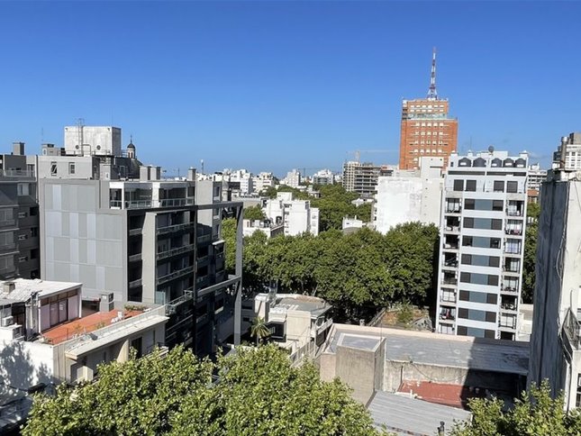 Apartamento a la venta1 Dormitorio Piso alto Cordón