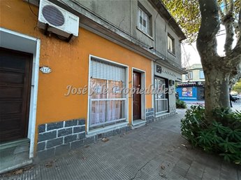 EN VENTA 4 PROPIEDADES EN UN MISMO PADRON, SOBRE LA SEGUNDA AV PRINCIPAL DE COLONIA, AV. ARTIGAS. IDEAL PARA INVERSION - foto 5