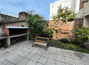 CASA EN VENTA POCITOS PADRÓN ÚNICO