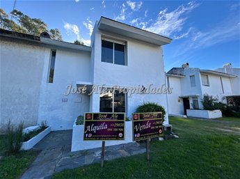 CASA DE 2 DORMITORIOS, EN VENTA COLONIA