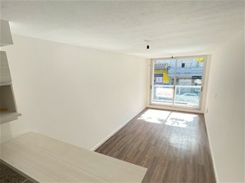 Venta Apartamento 2 Dormitorios con placares y 1 baño Centro Sur, Norte