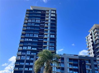 Se Vende Apartamento En Malvín Con Renta De 2 Dormitorios.