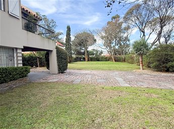 Casa en Carrasco