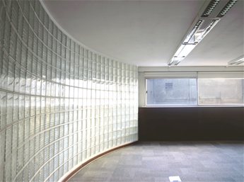 Impecables De Oficinas De Muy Buen Nivel - Ciudad Vieja
