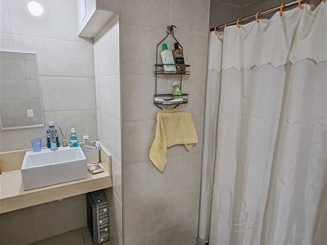 Venta Apartamento Cordón Sur Nuevo Contrafrente Proximo Facultad de Derecho - foto 3