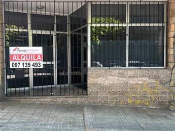 Local o vivienda Constituyente 1916 y Eduardo Acevedo NO acepta elaboracion gastronomica