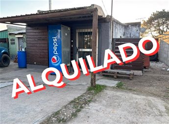 *** ALQUILADO ***  LOCAL COMERCIAL SOBRE AV. GIANNATTASIO Lomas de Solymar Alquiler Ciudad de la Costa