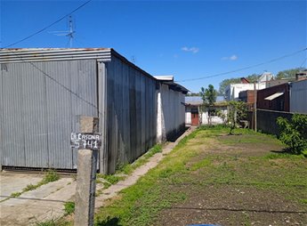 Alquiler y/o Venta de Local comercial, galpón y casa a reciclar a media cuadra de AV. Cesar Mayo Gutierrez