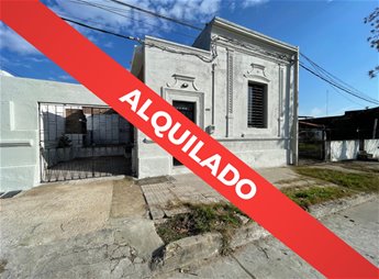 [ALQUILADO] Alquiler Casa Reciclada 2 Dormitorios Con Cochera y Patio