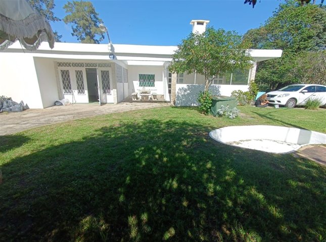 CASA EN LA FLORESTA SUR - 3 DORMITORIOS, 2 BAÑOS