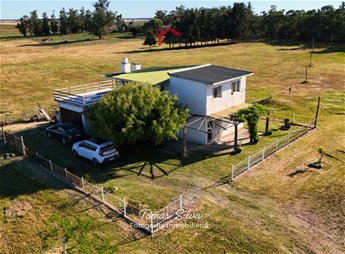 Venta Chacra En Canelones Soca Casa 4 Dorm 2 Baños. 4 Hectáreas Y 322 M2