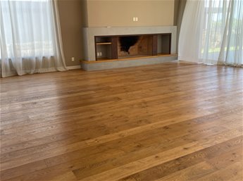 Venta  con Renta hasta el 2027,  Espectacular ,  Casa en  La Tahona , 4 Dormitorios 5 Baños Garaje,  Barrio Privado A estrenar!!