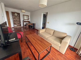 Venta de apartamento de 2 dormitorios en Torres Náuticas con renta.
