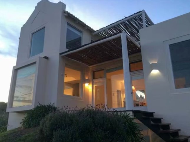Venta Casa Punta Piedras 2 Dormitorios 2 Baños a 100 metros del mar! - foto 2