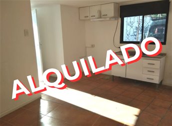 *** ALQUILADO *** AL SUR. MONOAMBIENTE EN BUEN ESTADO. Alquiler Lomas de Solymar Garantía Depósito, Porto Seguro, SURA o Mapfre.