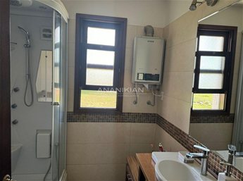 Excelente Finca Con Buen Nivel De Construcción - foto 4