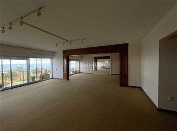 Gran Y Fina Planta De 200mts Con Terraza Frente Al Mar En P