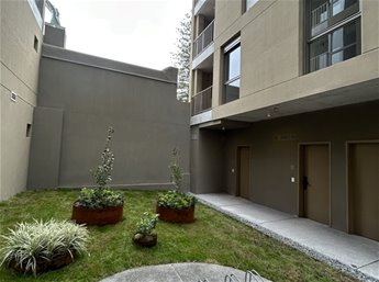 Venta de  Apartamento Monoambiente en La Blanqueada.