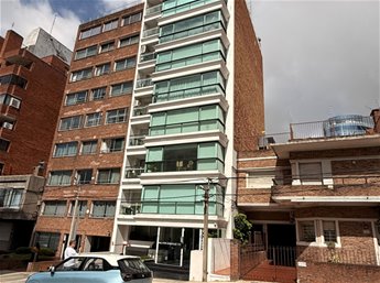 Venta Apartamento Puerto del Buceo 4 Dormitorios 2 gges parrillero Impecable