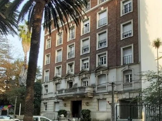 Venta Apartamento Pocitos 3 Dormitorios 3 Baños Garaje - foto 2