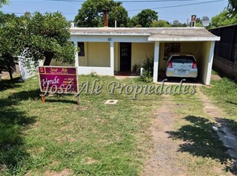 EN VENTA CASA DE 3 DORMITORIOS, COLONIA