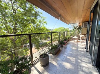 Apartamento de 3 dormitorios frente al Club de Golf