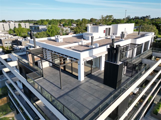 Venta Apartamento Carrasco Barrios con Seguridad 3 Dormitorios 3 Baños Garaje - foto 2