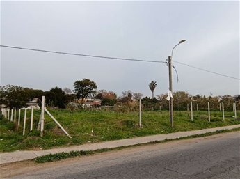 Venta Terreno Cerro, en esquina, limpio y en primera línea sobre la bahía