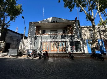 EN VENTA OPORTUNIDAD DE INVERSION INCREIBLE LOCAL COMERCIAL UBICADO EN EL CENTRO DE LA CIUDAD DE COLONIA.