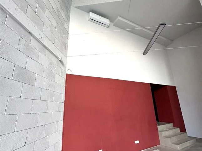 Venta Local Comercial Punta del Este - Cantegril - foto 3