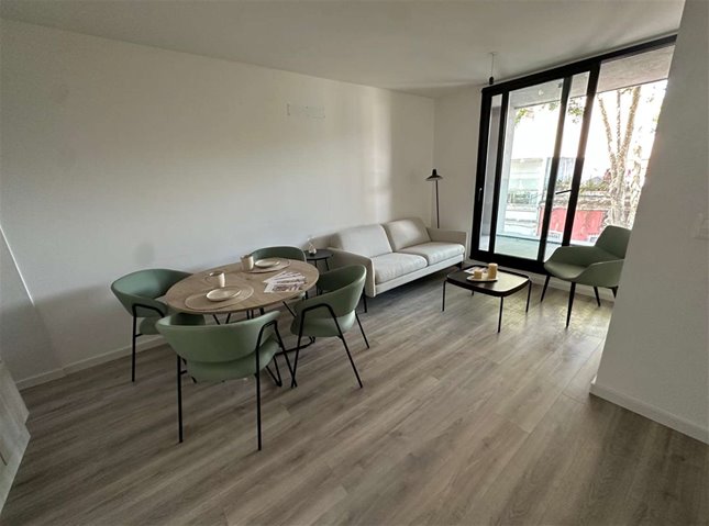 CORDON Venta Apartamento Palermo 1 Dormitorio Piso 4 con terraza, muy luminoso, AMENITIES: Barbacoa con parrillero, Beneficios fiscales por Ley de vivienda promovida, Entrega Inmediata! - foto 2