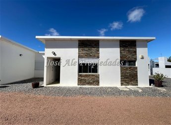 EN VENTA CASA Nº2 EN PH, UBICADA EN EL FRACCIONAMIENTO ALTOS DE SAN CARLOS, COLONIA.