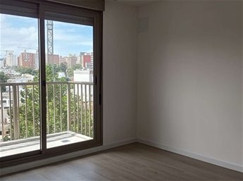 Venta cómodo Monoambiene a estrenar, lindo balcón, Parque Batlle