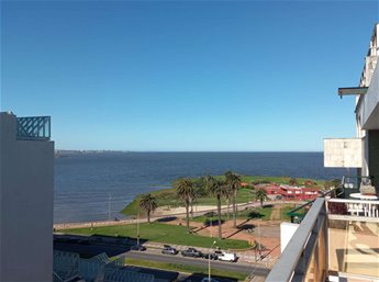 VENTA APARTAMENTO PENTHOUSE DUPLEX 4 DORM Y SERVICIO 2 GARAJES INDEPENDIENTES VISTA LATERAL AL MAR