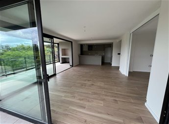 Apartamento en Carrasco Barrios con Seguridad