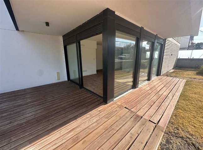 PARQUE BATLLE Molino del Parque, Venta con Renta Apartamento 2 Dormitorios, 2 Baños, amplias Terrazas, Jardín, AMENITIES: Piscina, Barbacoa con Parrillero, Gimnasio, muy buena seguridad - foto 4