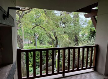 Venta Apartamento Carrasco 3 Dormitorios y servicio 4 Baños Garaje - foto 5