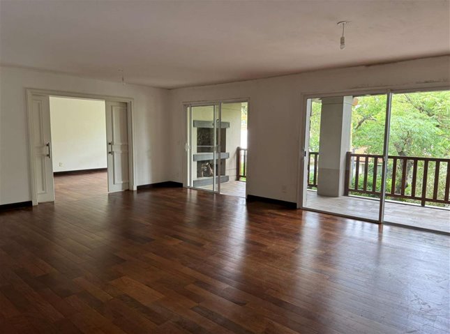 Venta Apartamento Carrasco 3 Dormitorios y servicio 4 Baños Garaje - foto 1