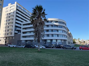 Venta Apartamento Ciudad Vieja Monoambiente 1 Baño con 2 Garaje (amueblado)