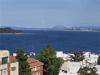 Venta de hermoso Apartamento con garaje Península