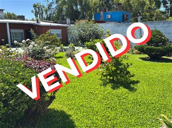 *** VENDIDO *** BUENA OPCIÓN A METROS DE SHOPPING COSTA URBANA. CON GALPÓN VENTA 2 DORMITORIOS Lagomar Ciudad de la Costa